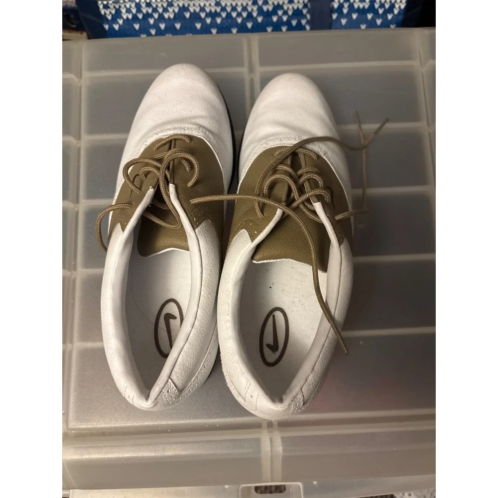 Nike Saddle Oxford Golf Shoes Womens 7.5 White Tan Spiked 980103-121